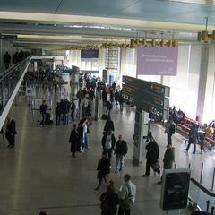 Deposito bagagli a Aeroporto di Parigi Orly