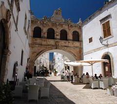 Luggage storage Ostuni