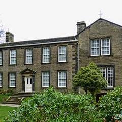 Luggage storage Brontë Parsonage Museum