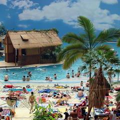 Luggage storage Tropical Islands