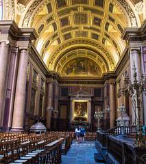 Luggage storage Cathedral Saint-Pierre de Rennes