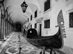 Luggage storage Doge's Palace