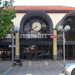 Luggage storage in Arles train station