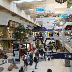 Consigna equipaje en la Gare Montparnasse Estación