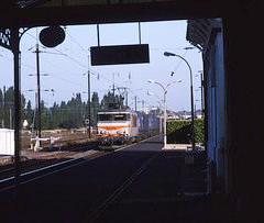 Luggage storage Sedan train station